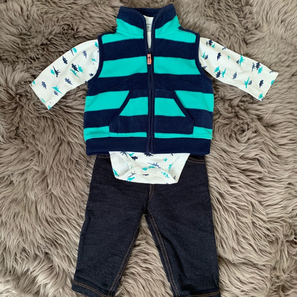 9 mo Fleece Vest Set